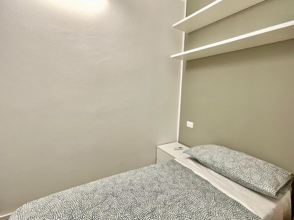 Your Apartments In Navigli District Милан Экстерьер фото